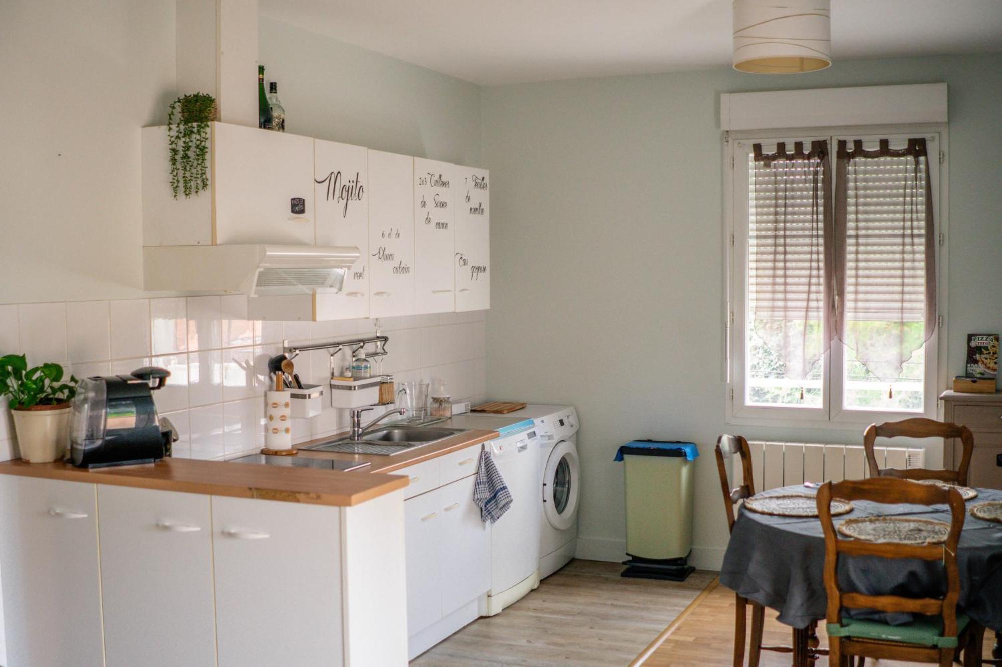 Simplicite Et Calme En Appartement A Исуар Екстериор снимка